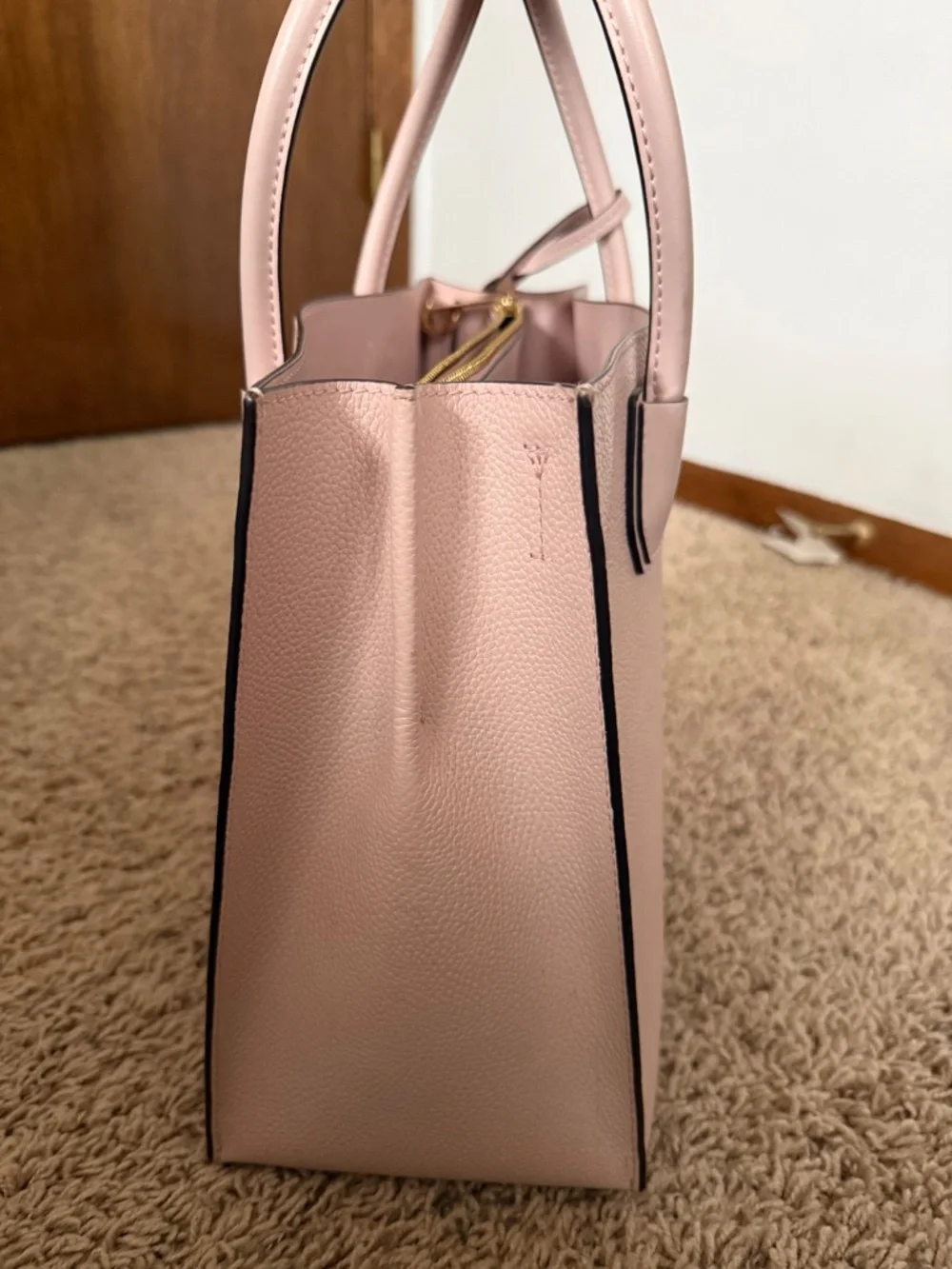 Michael Kors Tote w matching wallet and crossbody pouch
